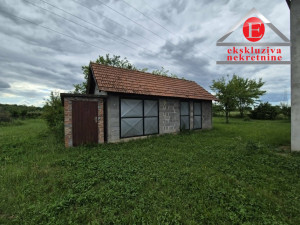 - GRBAVICA - Kuća na placu površine 2.869m2 ID: 4256/MM photo 3