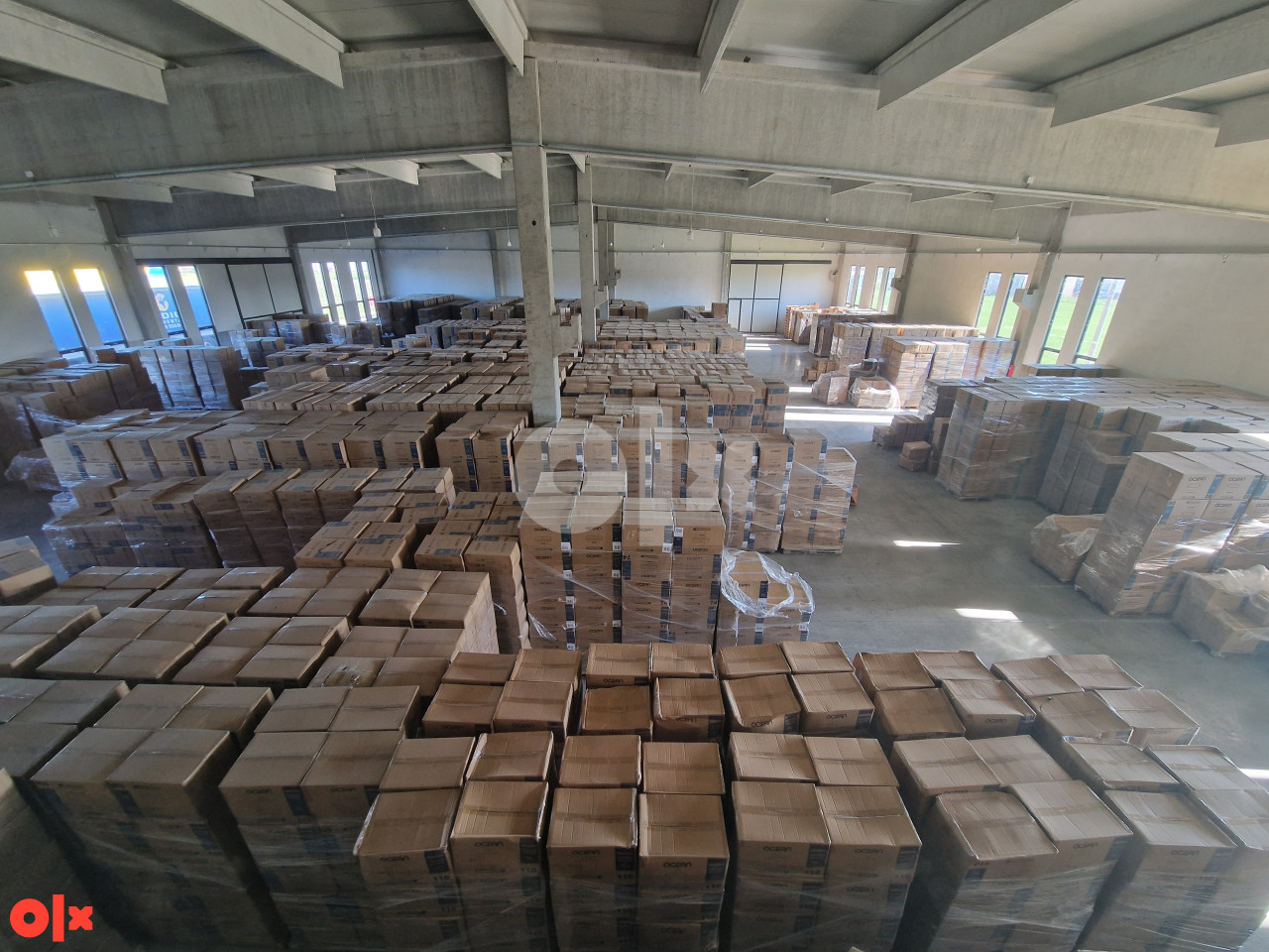 Iznajmljujemo carinsko skladište i halu Derventa 1500m2