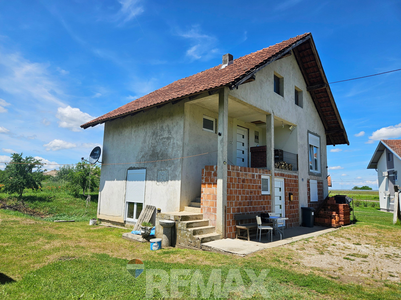 Legalizovana kuća na 3140m2 placa, Laktaši, 600m od autoputa 4