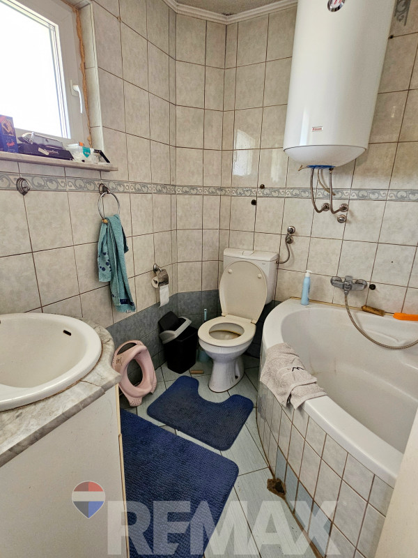 Legalizovana kuća na 3140m2 placa, Laktaši, 600m od autoputa 19