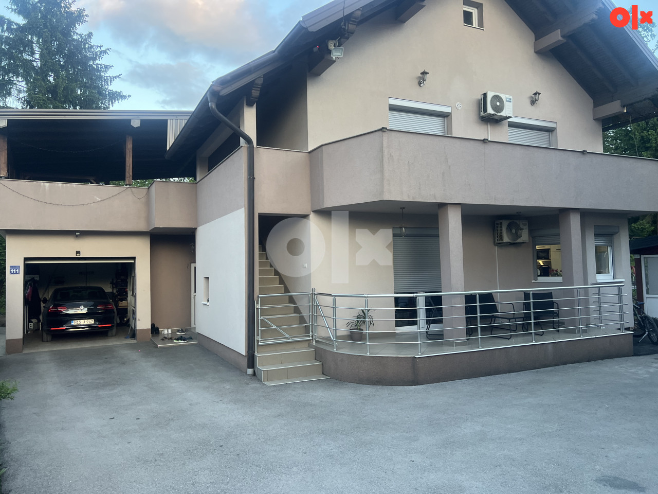 Kuća Živinice Ulica Modračka