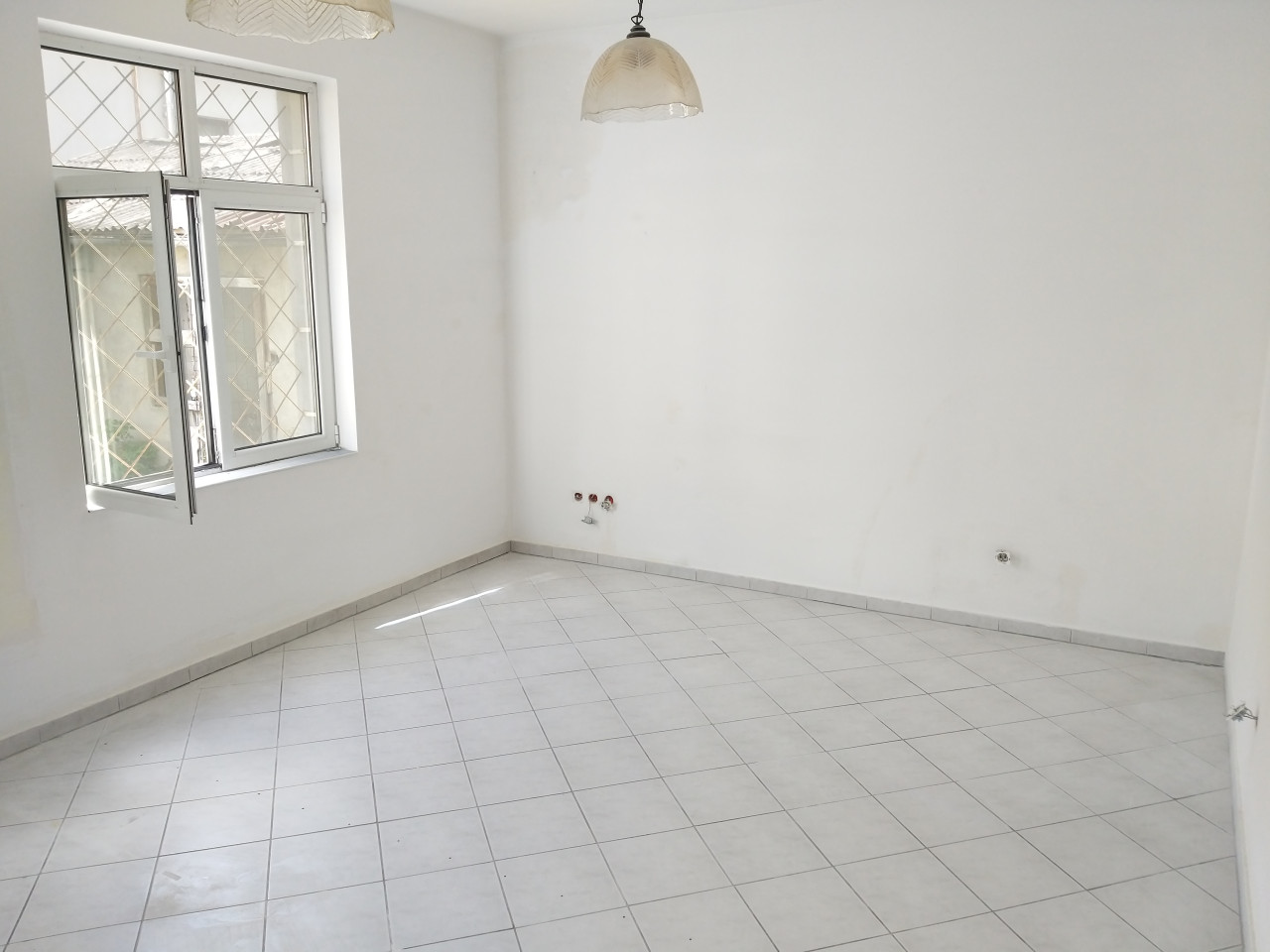 Poslovni prostor u centru - 64 m2 4