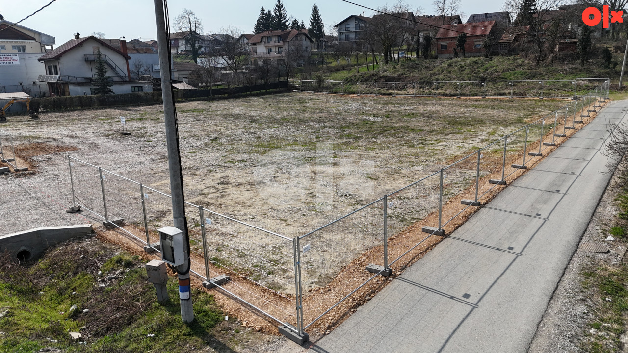 Izdajem plac parking kamiona autobusa auto plac stovariste 6