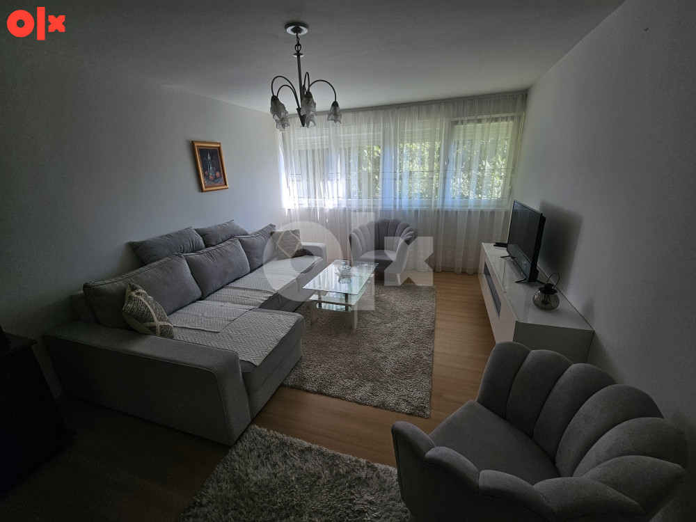 Stan na dan Sarajevo - Centar Kosevsko Brdo Dnevni boravak 2