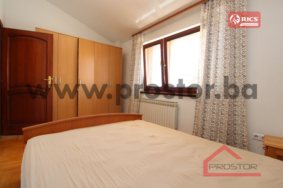 PROSTOR izdaje: Trosoban stan, 107 m², Mejtaš - Mehr