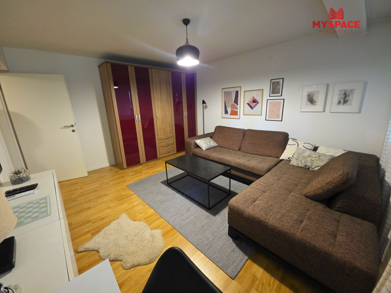 MY SPACE/ Stan/ Pofalici/ RENOVIRAN/ NAMJEŠTEN/ 59m2 3