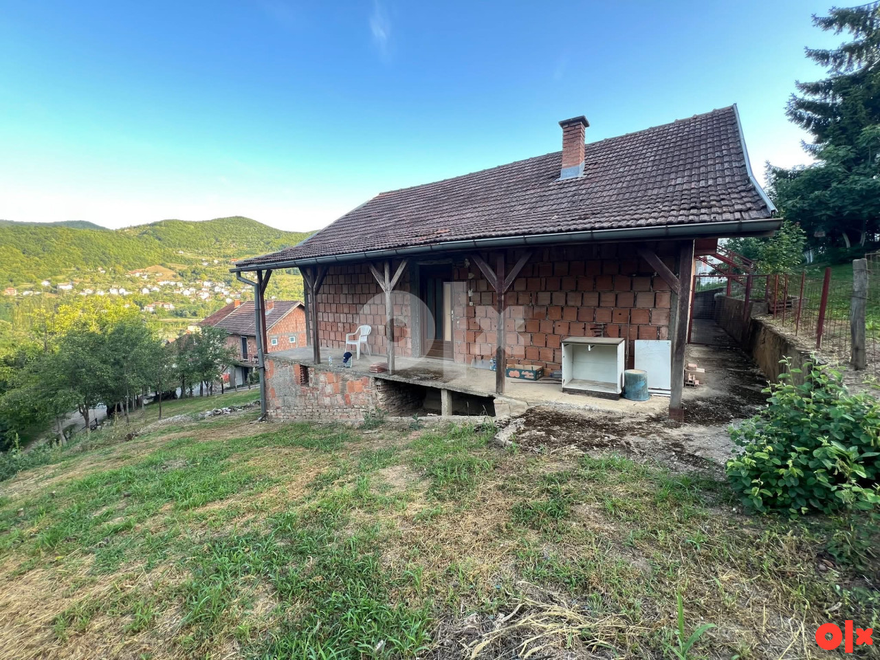Dupleks kuća u Gorazdu + zemljište