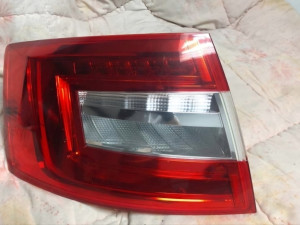Stopka stopa lampa skoda Octavia 3 lijeva L+D na stanju