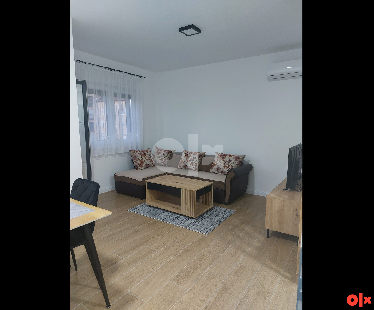 Izdaje se stan 40m2 u centru, Bijeljina 3