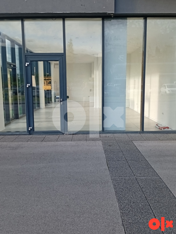 Poslovni prostor Bihać 80m2 2