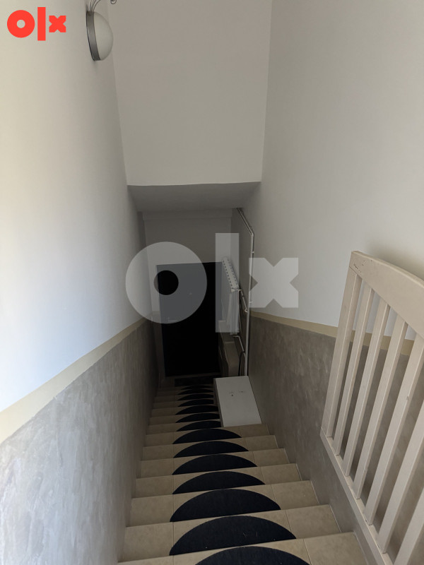 Stan sa svim stvarima i parkingom Zenica 60m2 2