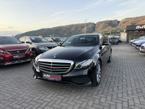 MERCEDES E 220 CDI AVANTGARDE 9G-TRONIC 195 KS LED