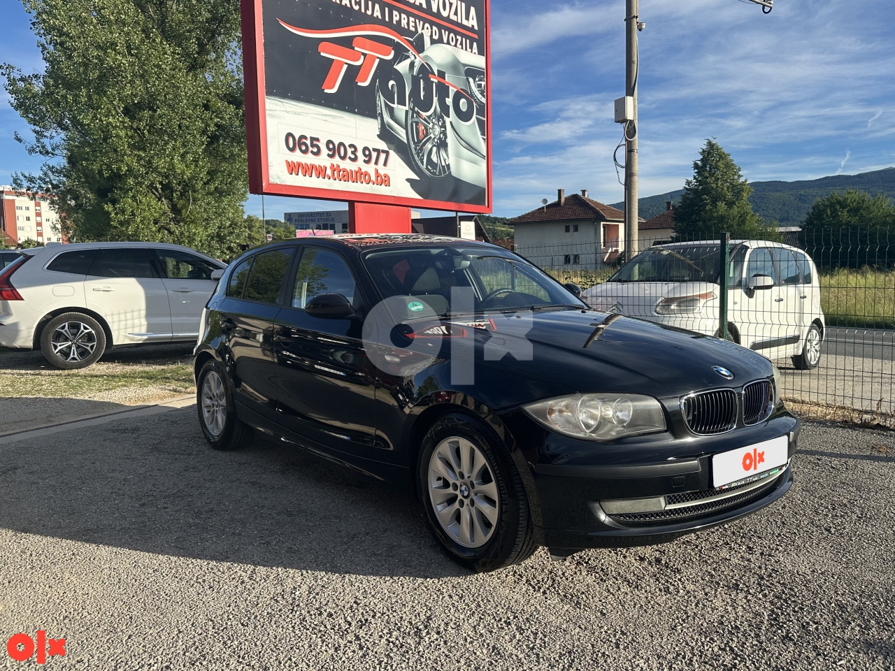 BMW 118 2.0 dizel 105 kw model 2009 Fabricko stanje