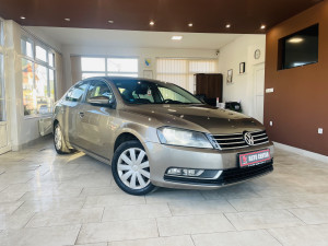 VOLKSWAGEN PASSAT 1.6 TDI *BLUEMOTION*COMFORT LINE*