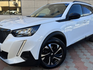 PEUGEOT 2008 1.5 "Allure Sport" Full LED Virtual Kamera Automatik