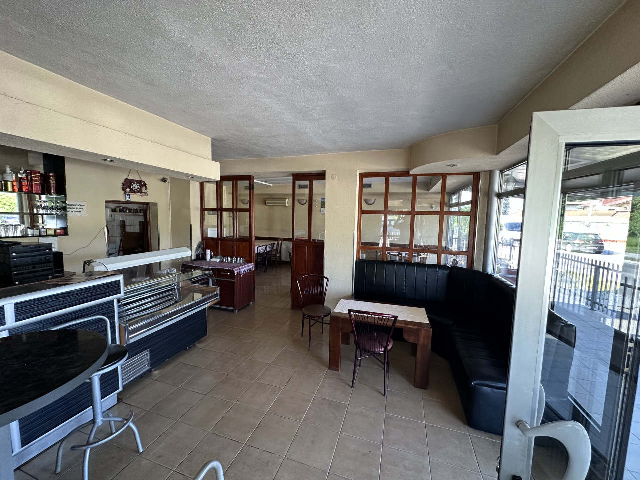 Restoran/rostiljnica u Zaluzanima - 80 m2 3