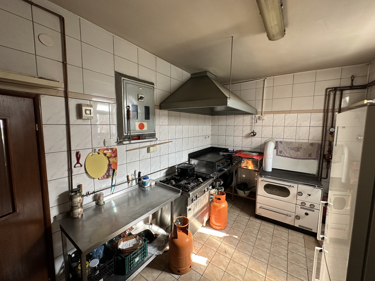 Restoran/rostiljnica u Zaluzanima - 80 m2 18