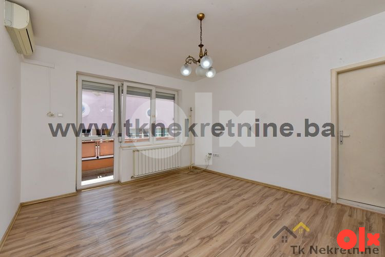 CENTAR - Dvosoban stan 49 m2, u blizini Panonskih jezera 2