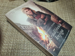 Kradljivica knjiga, Markus Zusak
