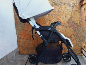 DJECIJA KOLICA  bebe  CHICCO  OHLALA    lagana 4,2 kg