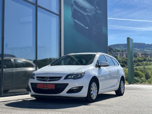 Opel Astra Sports Tourer 1.6 Automatik 85kw