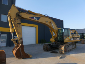 Bager Caterpillar 330C LN TOP cijena
