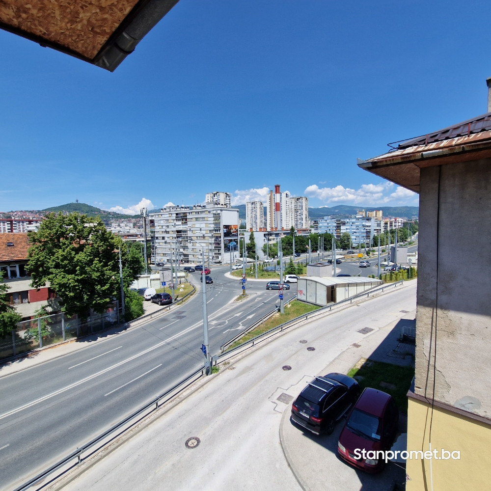 Dvosoban stan Hrasno brdo prodaja - Widok 4