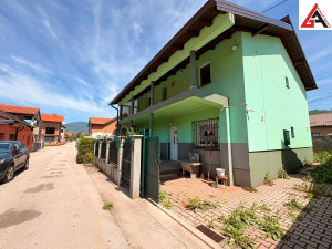 Kuća 102 m2 stambenog prostora i 140 m2 okućnice-(Pehare) Zenica photo 4