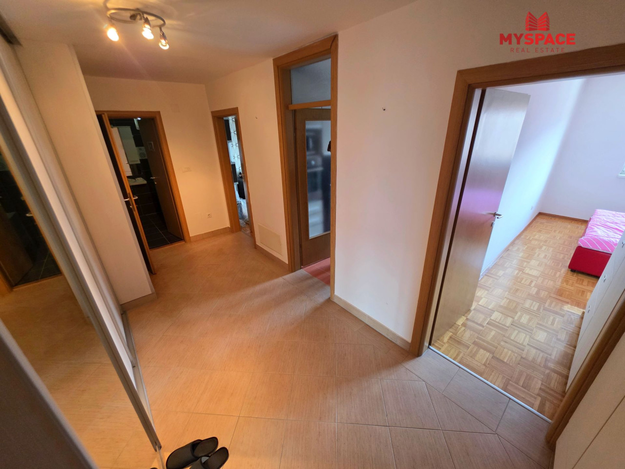 MY SPACE/ Stan/ Dobrinja 5/ NOVOGRADNJA/ NAMJESTEN/ 60 m2 12