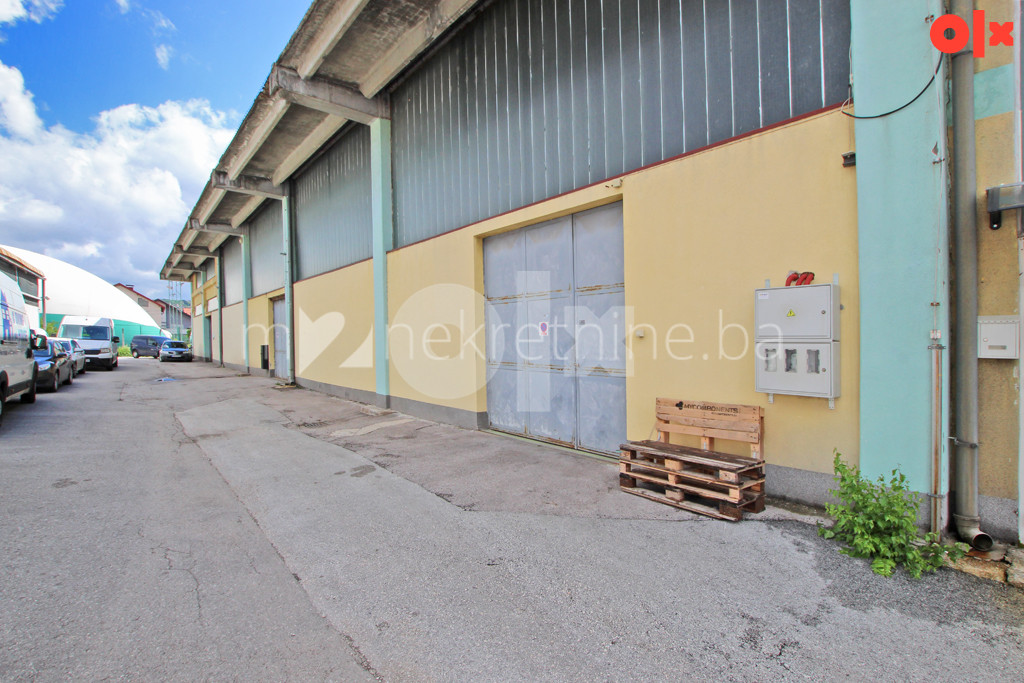 m2: Stup - skladište 330 m2  u blizini Stupske petlje
