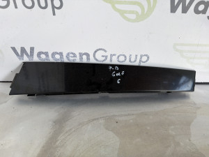 Lajsna vrata prednja desna Volkswagen Golf 6 (fotografija 2)