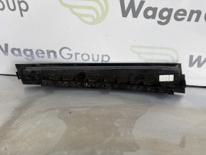 Lajsna vrata prednja desna Volkswagen Golf 6 (fotografija 3)