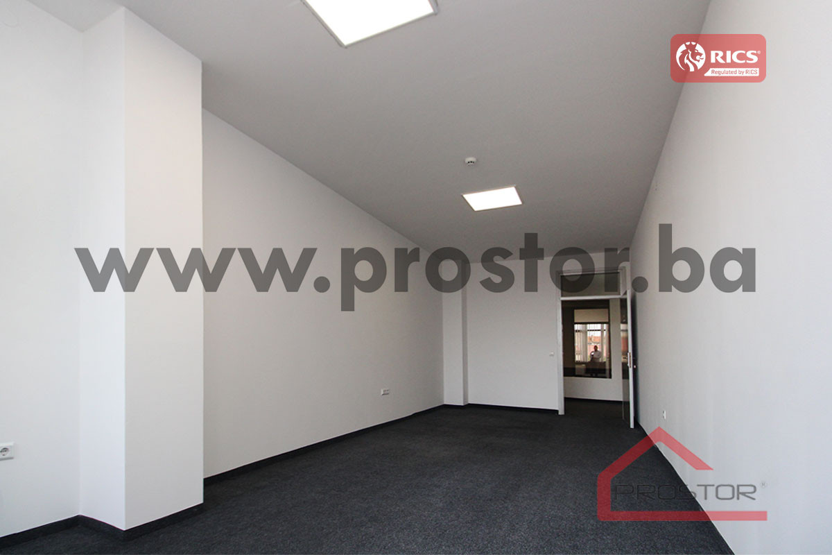 PROSTOR izdaje: Poslovni prostor 472m2, Centar 5