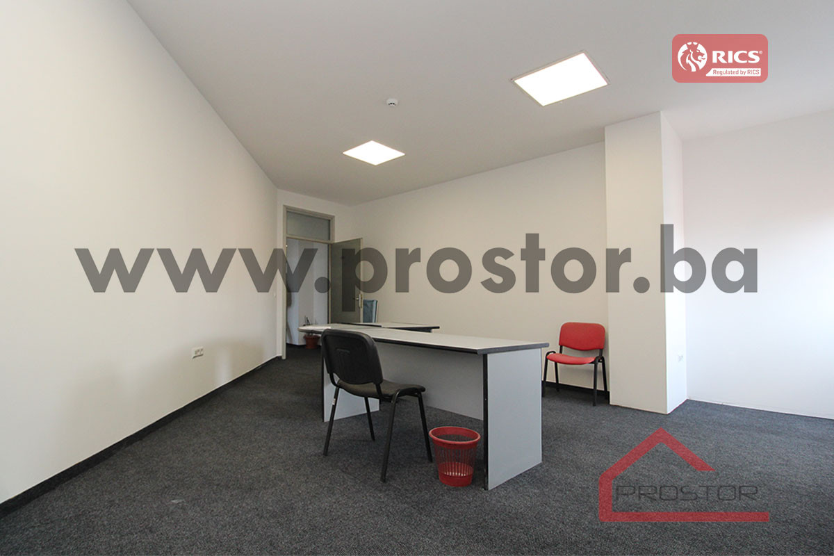 PROSTOR izdaje: Poslovni prostor 472m2, Centar 13