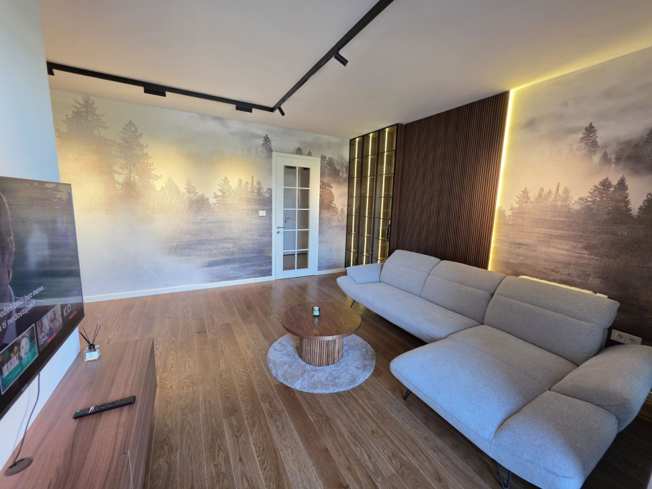 LUX dvosoban stan + Parking - 58 m2