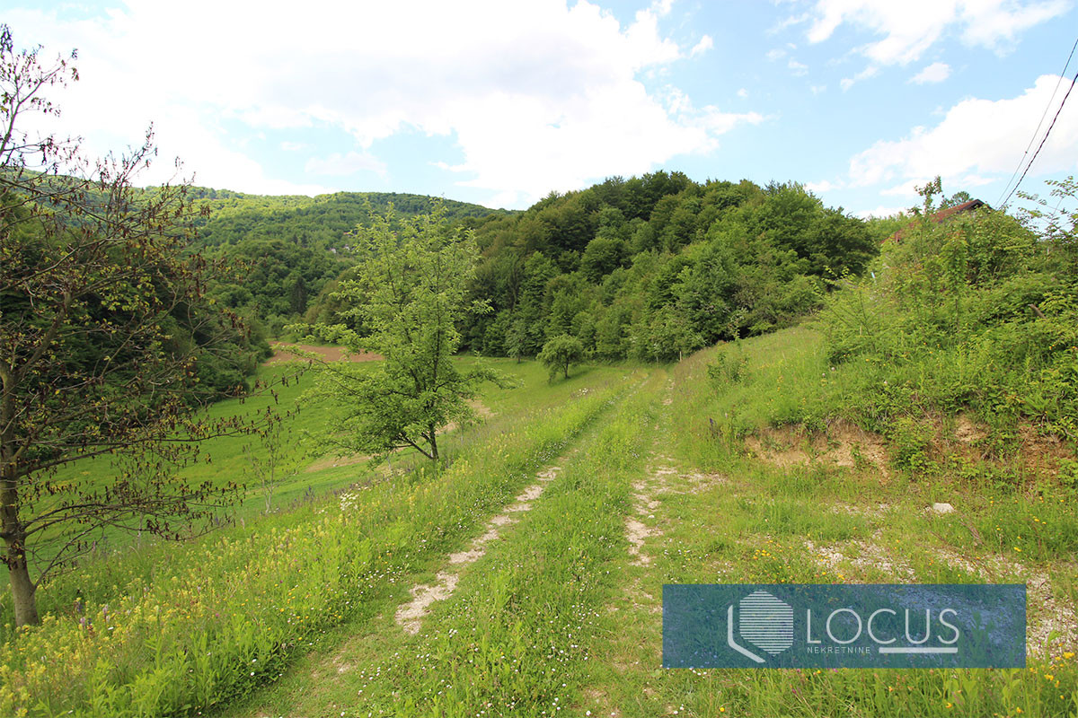 LOCUS prodaje: Zemljište površine 886m2, Malešići, Ilijaš 5