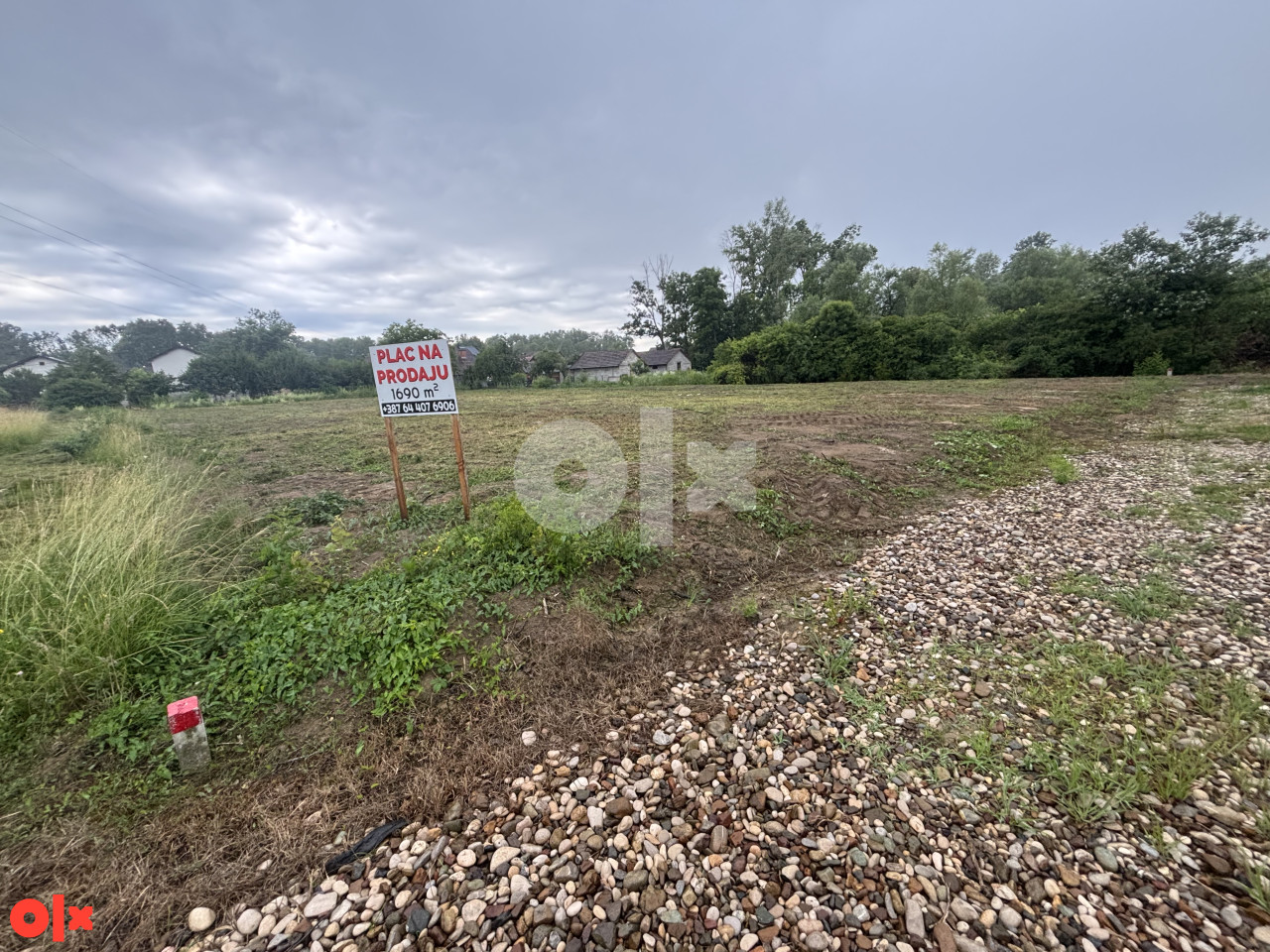 Plac sa projektom zemljiste Srbac 1690m2