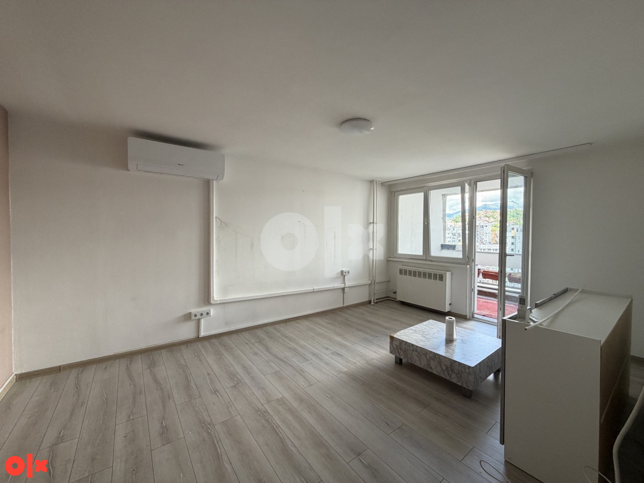 TROSOBAN STAN 65 m² Alipasino polje - Więcej