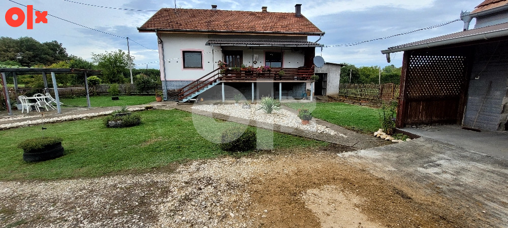 Prodaje se useljiva kuća
