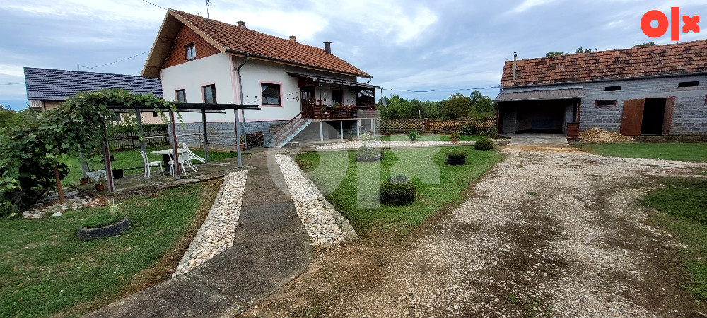Prodaje se useljiva kuća 2