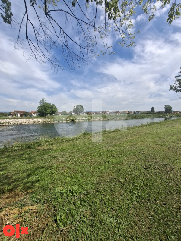 Vila sa bazenom, 1850 m2 parcela, Priječani, Banja Luka 5