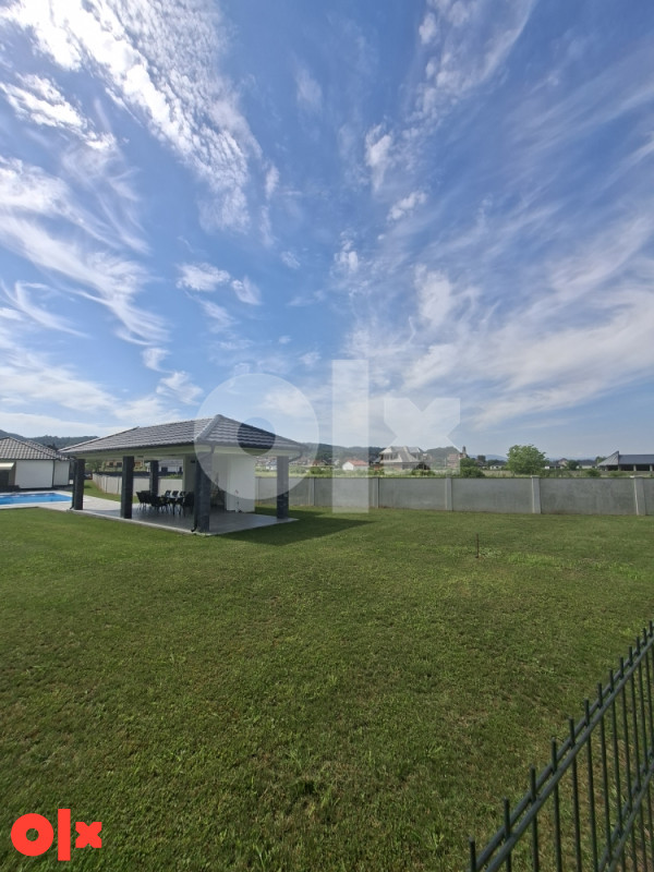 Vila sa bazenom, 1850 m2 parcela, Priječani, Banja Luka 8
