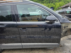 Vrata prednja desna wv tiguan