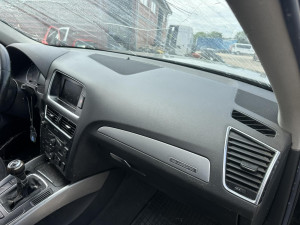 Instrument tabla airbag pojasevi Audi Q5