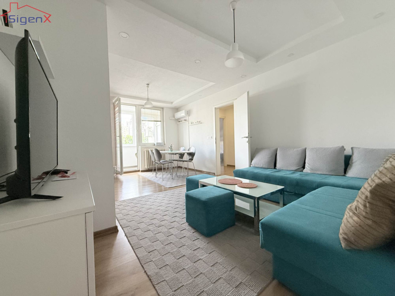Sigenx prodaje  adaptiran trosoban stan/Mojmilo/55 m2 2