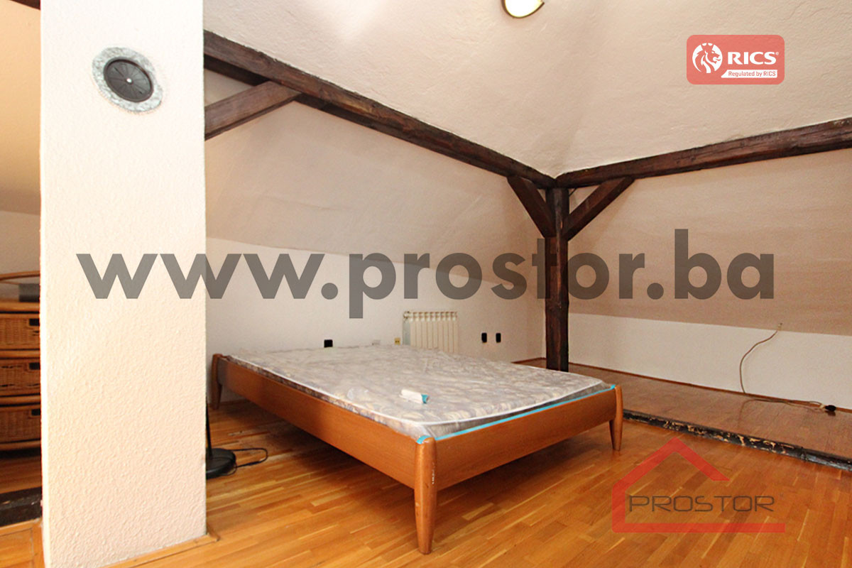 PROSTOR izdaje: Četverosoban stan, 100m2, Bjelave 10