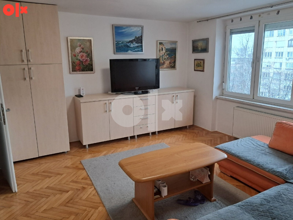 Mijenjam dvosoban stan za veci (Trosoban) / Vidi Detaljno