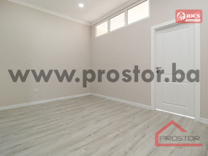 PROSTOR prodaje: Trosoban stan, 101m2, Franjevačka, Stari Grad photo 3