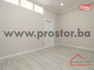 PROSTOR prodaje: Trosoban stan, 101m2, Franjevačka, Stari Grad photo 4