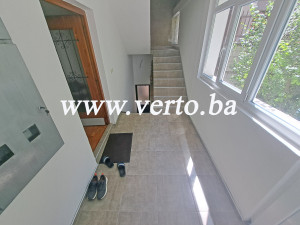Kuća, Zlokovac, Tuzla 330 m2 photo 4